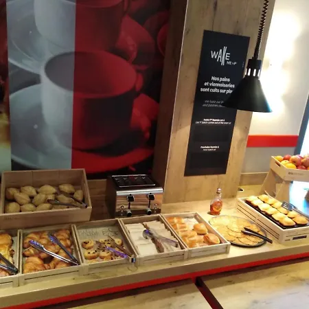 Отель Ibis Cannes Sartoux Piscine Parking Gratuit Муан-Сарту