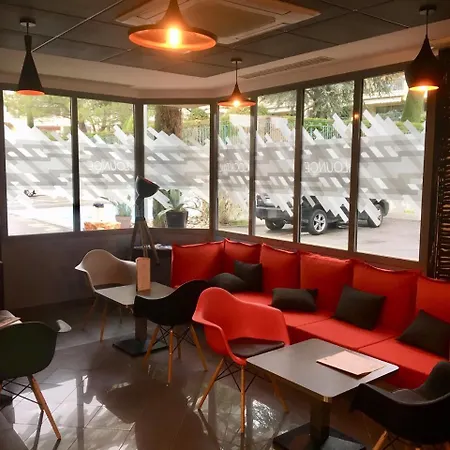 Ibis Cannes Sartoux Piscine Parking Gratuit 3*