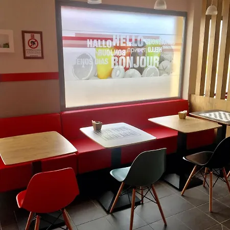 Ibis Cannes Sartoux Piscine Parking Gratuit 3* Муан-Сарту