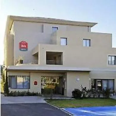 Отель Ibis Cannes Sartoux Piscine Parking Gratuit 3*
